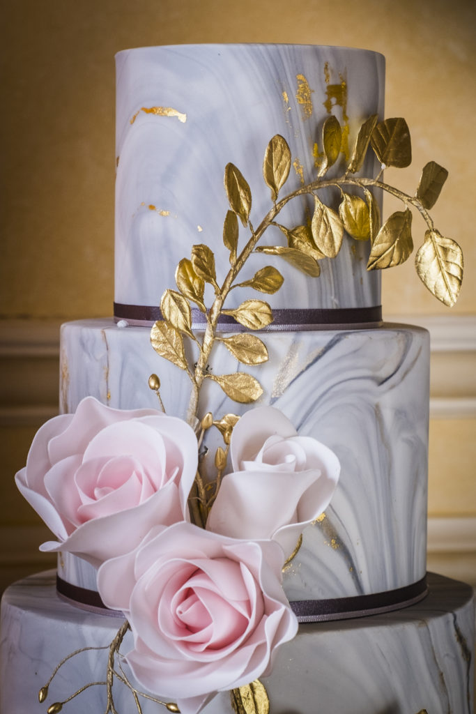 Luxury wedding cake company Oxfordshire