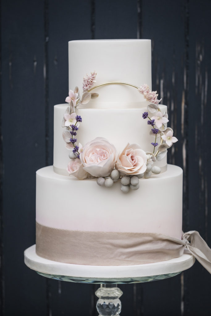 White wedding cake maker Oxfordshire